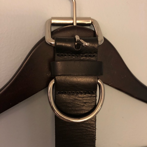Urban Outfitters black leather belt - Picture 2 of 4